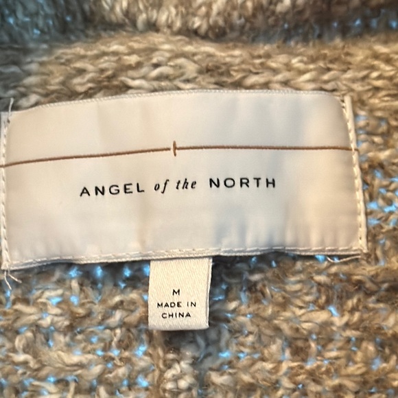 Anthropologie “ANGEL of the NORTH” Alpaca-Blend CozySoft Cardigan Sweater (M) - Picture 2 of 9